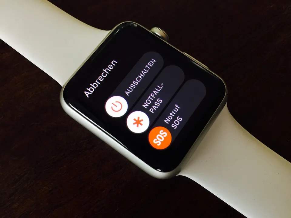 Can You Shower with Apple Watch - What to Pay Attention
